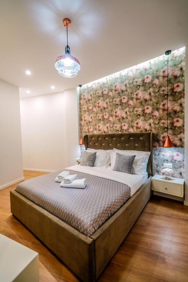 Hotel Capital Inn Тирана Екстериор снимка