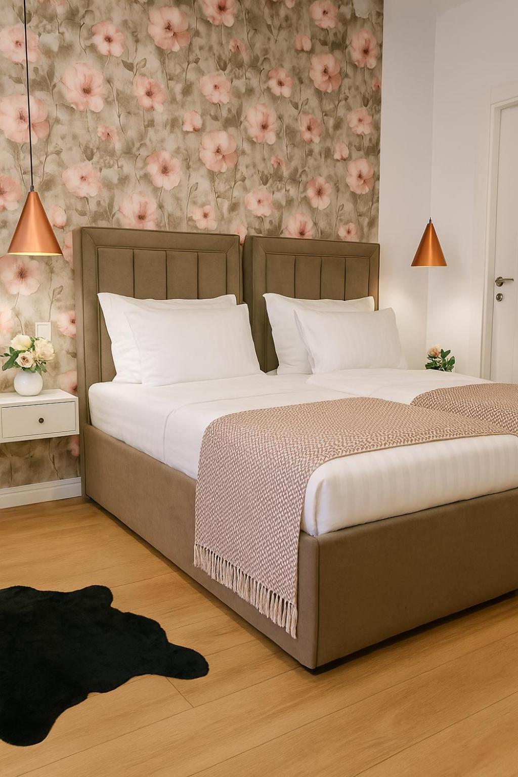 Hotel Capital Inn Тирана Екстериор снимка